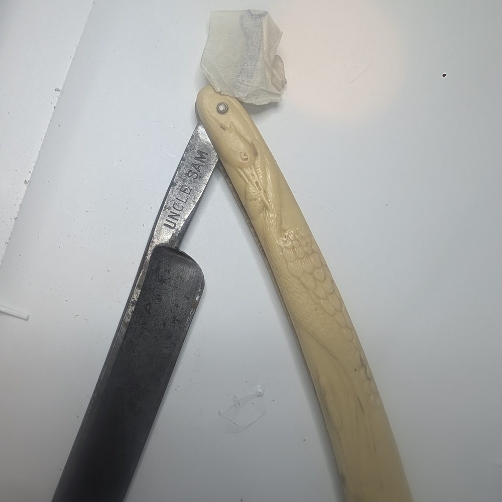 Straight Razor with Cream Handle